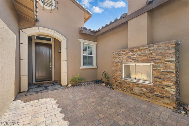 286 Besame Court, Las Vegas, NV 89138