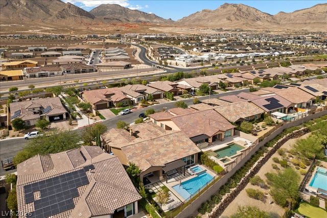 286 Besame Court, Las Vegas, NV 89138