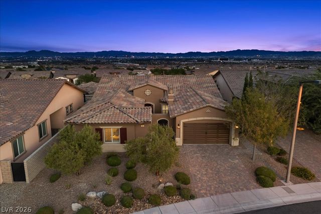 286 Besame Court, Las Vegas, NV 89138