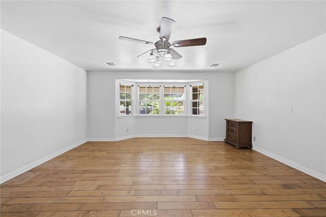 41050 13th Street W, Palmdale, CA 93551