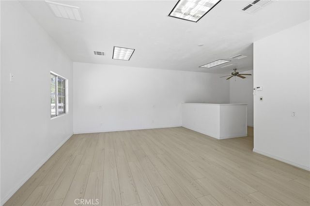 41050 13th Street W, Palmdale, CA 93551
