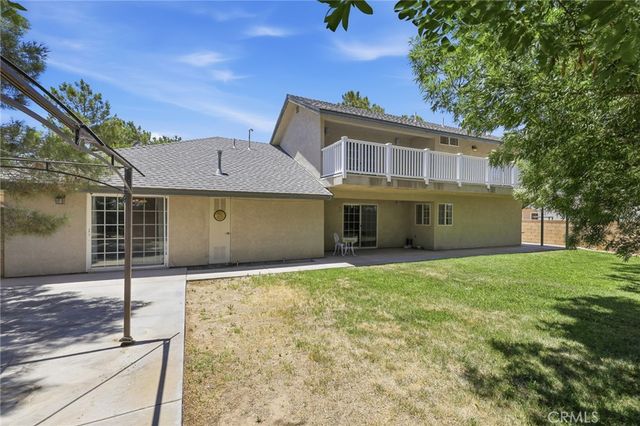 41050 13th Street W, Palmdale, CA 93551