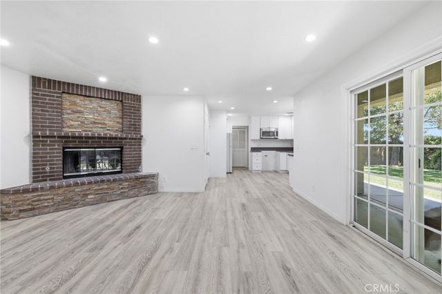 41050 13th Street W, Palmdale, CA 93551