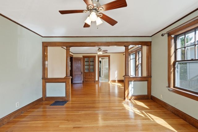 17 Sawin St, Natick, MA 01760