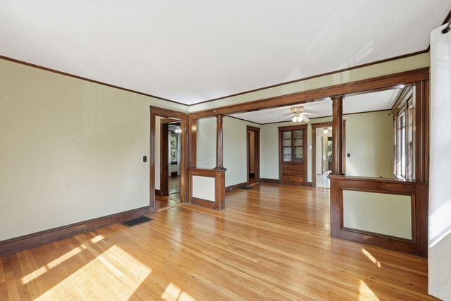 17 Sawin St, Natick, MA 01760