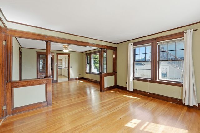 17 Sawin St, Natick, MA 01760