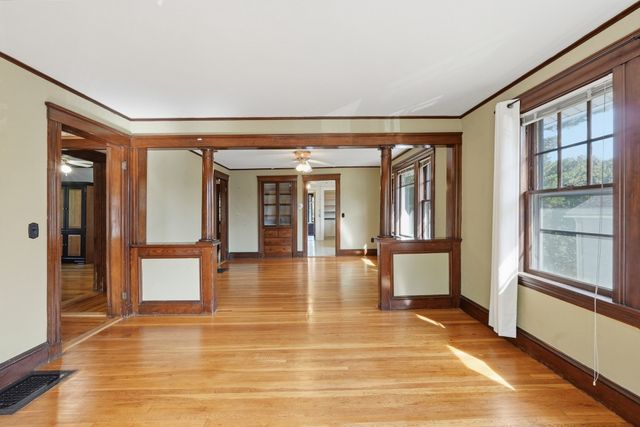 17 Sawin St, Natick, MA 01760