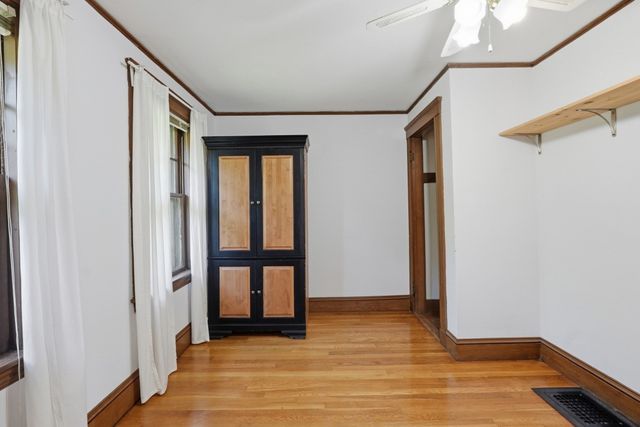 17 Sawin St, Natick, MA 01760