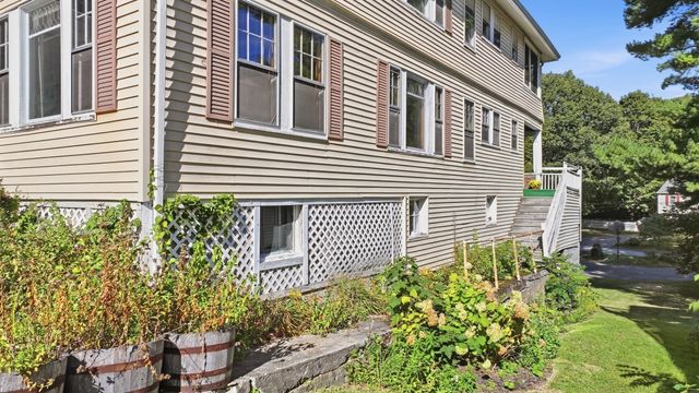 17 Sawin St, Natick, MA 01760