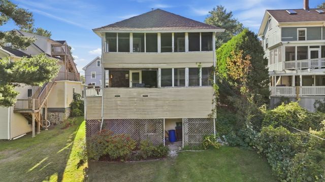 17 Sawin St, Natick, MA 01760