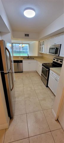 8292 NW 24th st 8292, Coral Springs, FL 33065