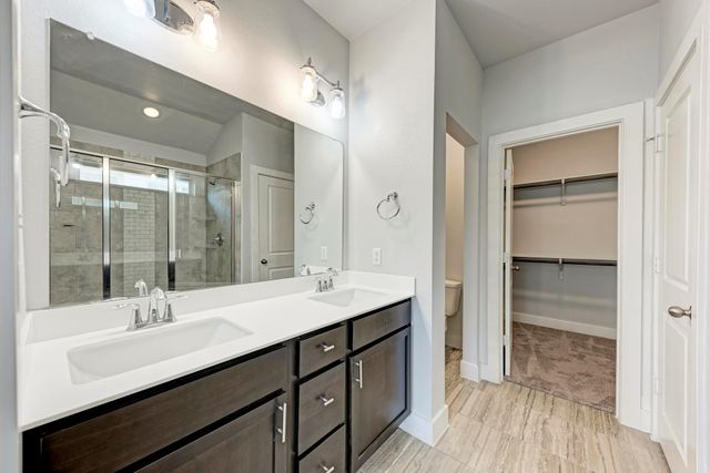 189 Tailwind DR, Kyle, TX 78640