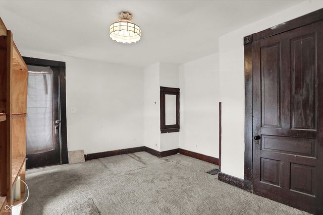 614 E Main Street, Greenfield, IN 46140