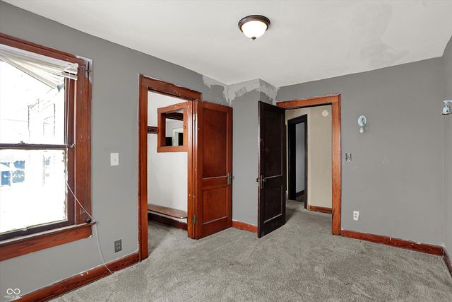 614 E Main Street, Greenfield, IN 46140