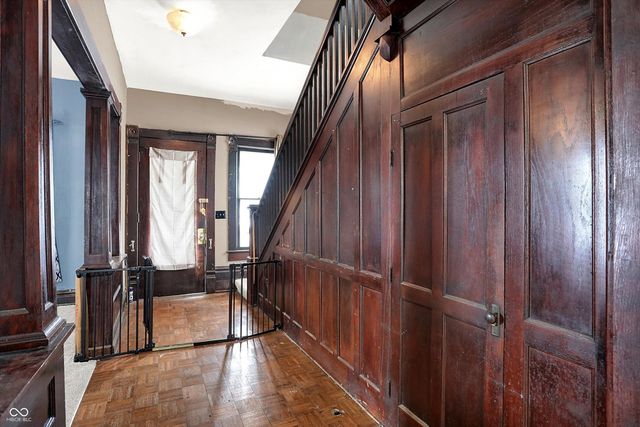 614 E Main Street, Greenfield, IN 46140