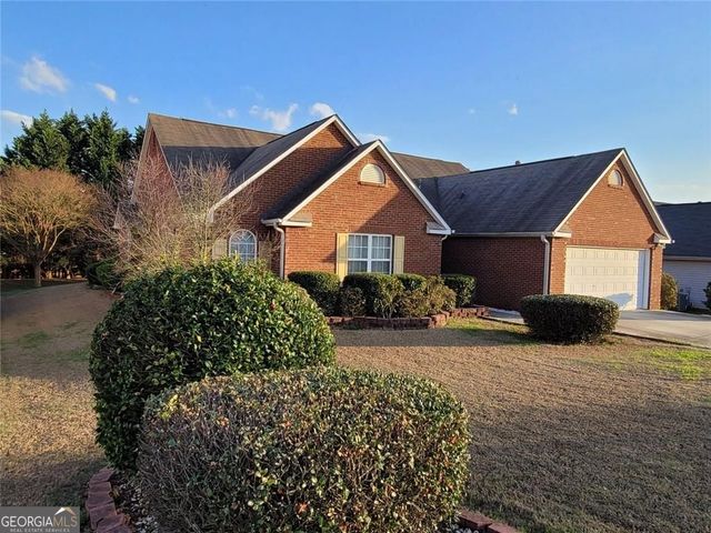 3520 Stagecoach Pass, Ellenwood, GA 30294