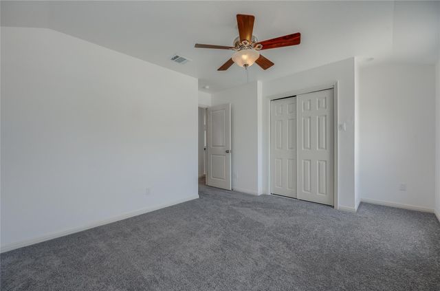 445 Venture BLVD S, Point Venture, TX 78645