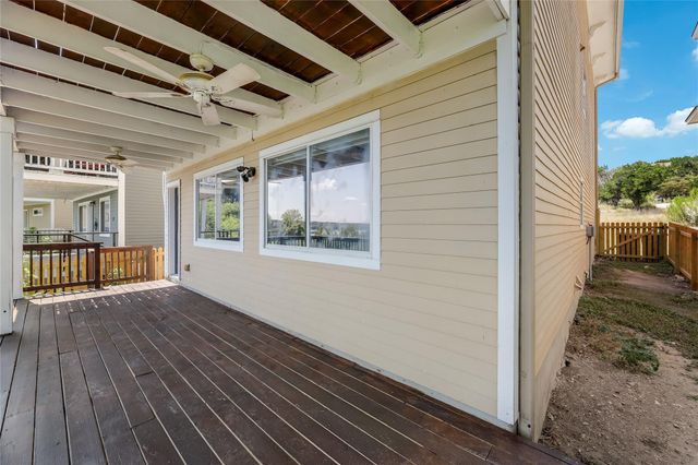 445 Venture BLVD S, Point Venture, TX 78645