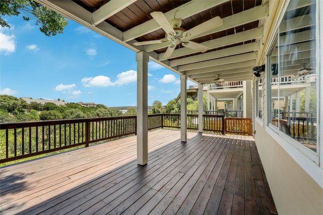 445 Venture BLVD S, Point Venture, TX 78645