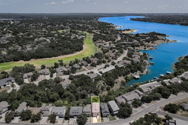 445 Venture BLVD S, Point Venture, TX 78645