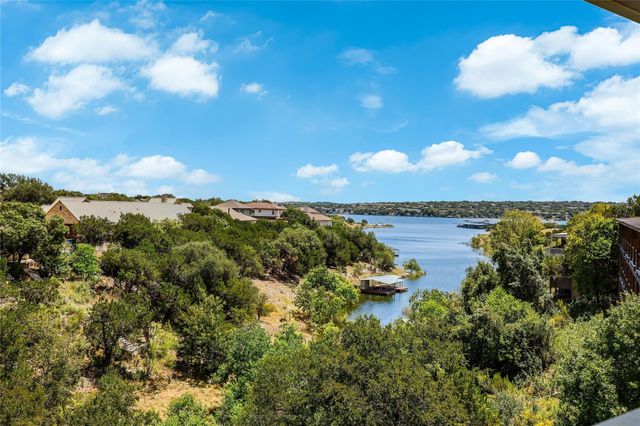 445 Venture BLVD S, Point Venture, TX 78645
