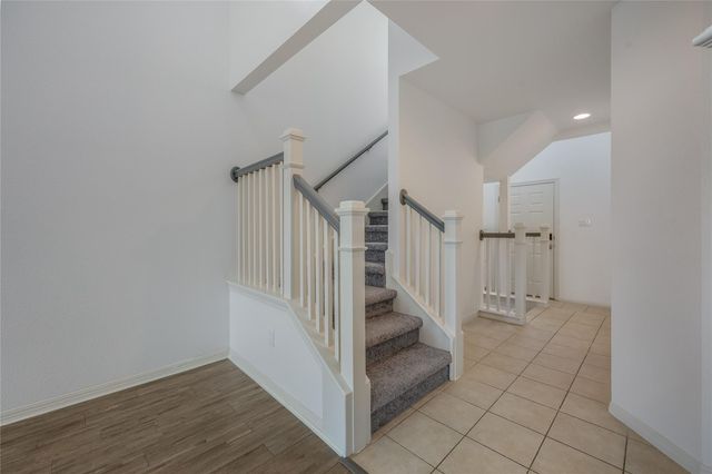 445 Venture BLVD S, Point Venture, TX 78645