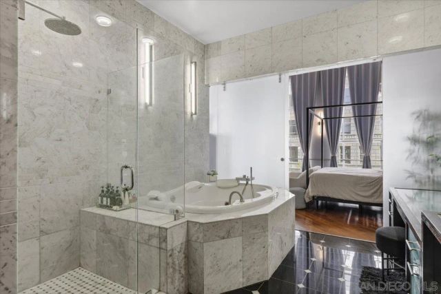 950 6Th Ave 432, San Diego, CA 92101