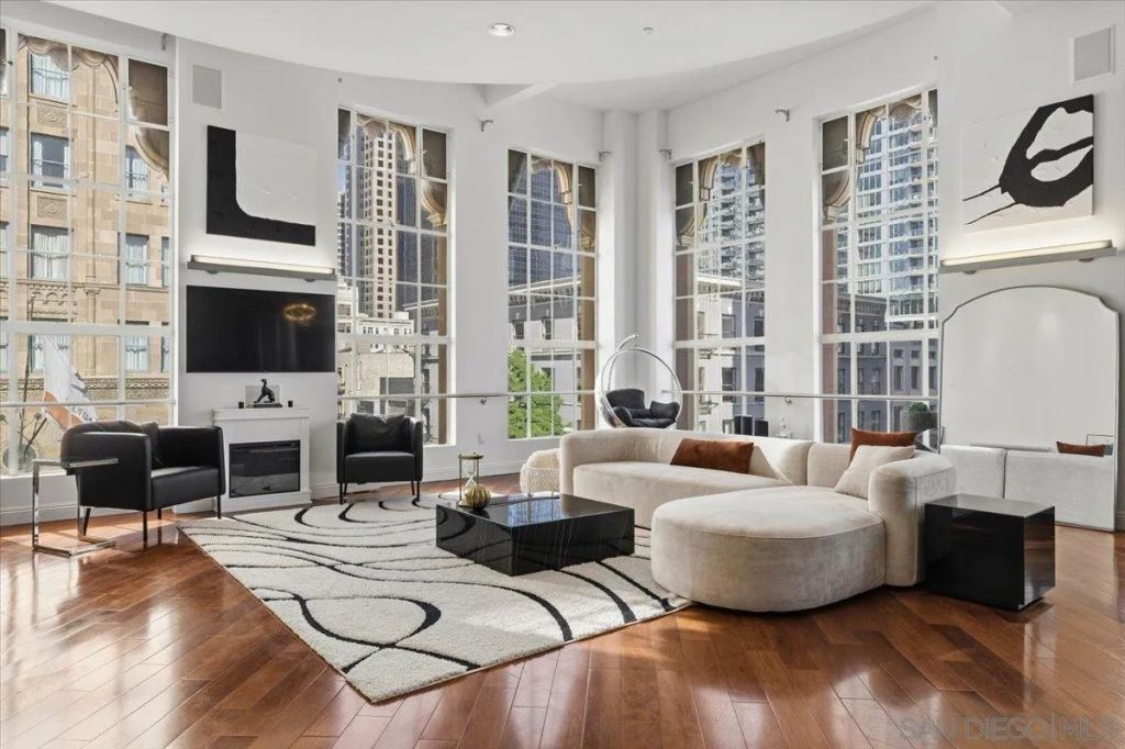 950 6Th Ave 432, San Diego, CA 92101