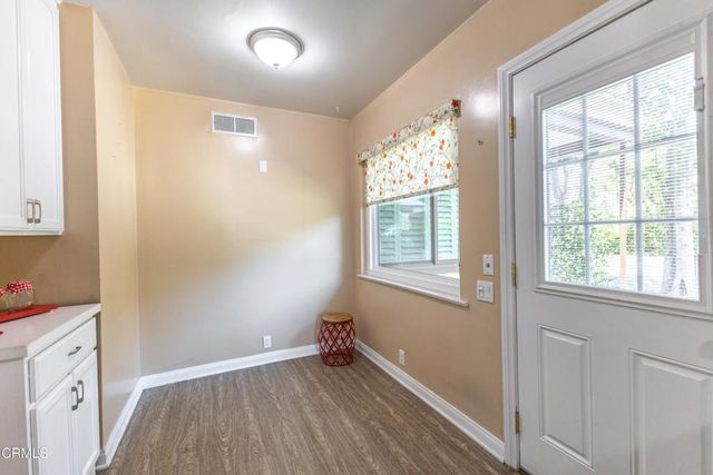 2391 El Molino Avenue, Altadena, CA 91001