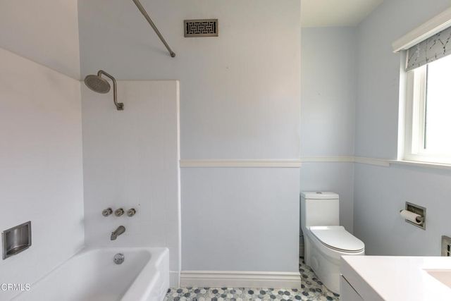 2391 El Molino Avenue, Altadena, CA 91001