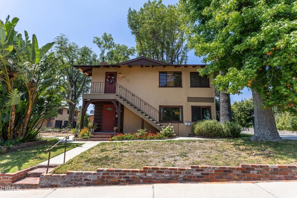 Image 1 of property listing at 2391 El Molino Avenue, Altadena, CA 91001