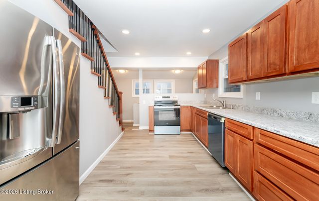 204 W Warfield St, Elizabethtown, KY 42701