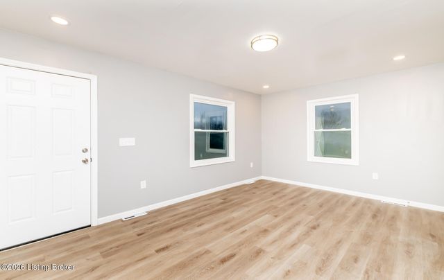 204 W Warfield St, Elizabethtown, KY 42701