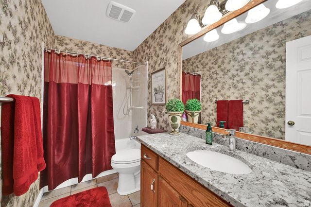 903 W 1730 N, Clinton, UT 84015