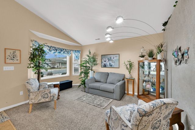 903 W 1730 N, Clinton, UT 84015