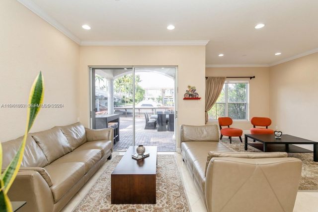 999 N Harbor Vw N, Hollywood, FL 33019