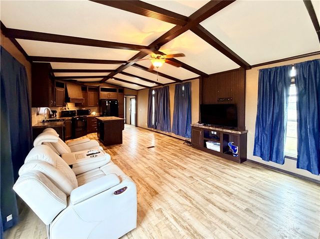 155 County Road 3032, Orange Grove, TX 78372