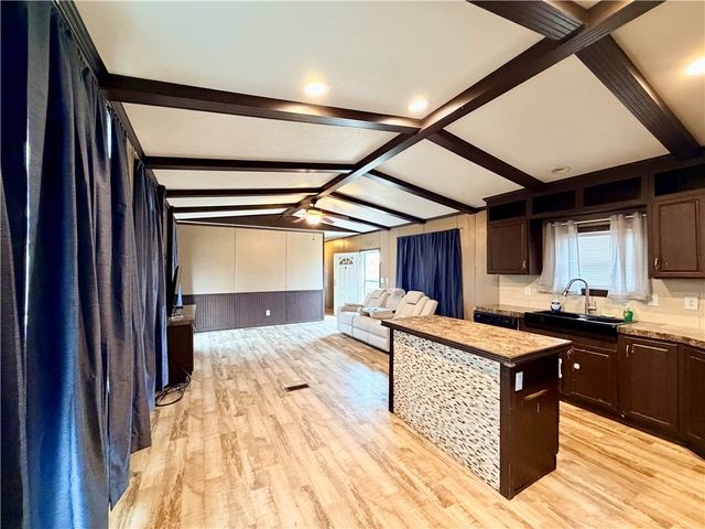 155 County Road 3032, Orange Grove, TX 78372