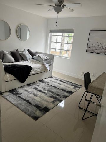 7370 Orangewood Lane 204 A, Boca Raton, FL 33433