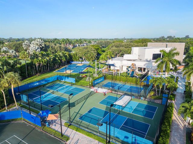 7370 Orangewood Lane 204 A, Boca Raton, FL 33433