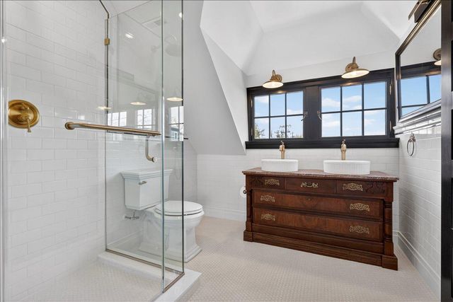 701 S BETHLEHEM PIKE, Ambler, PA 19002