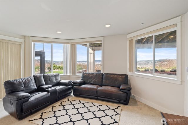 1518 S 5th Place, Renton, WA 98057