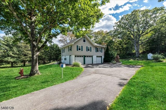 47 Furnace Ave, Wanaque Boro, NJ 07465