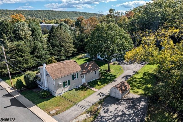 47 Furnace Ave, Wanaque Boro, NJ 07465