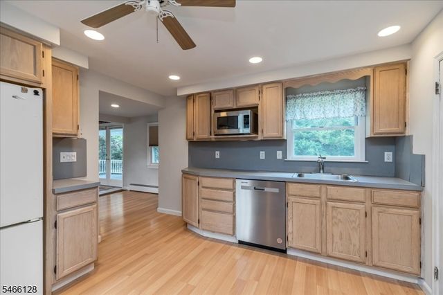 47 Furnace Ave, Wanaque Boro, NJ 07465