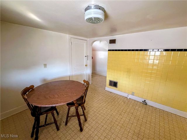 26 N Glenellen Avenue, Youngstown, OH 44509