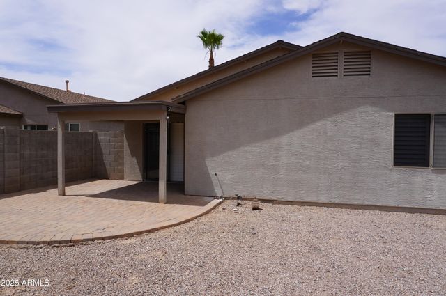 983 E DENIM Trail, San Tan Valley, AZ 85143
