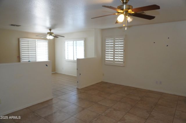 983 E DENIM Trail, San Tan Valley, AZ 85143