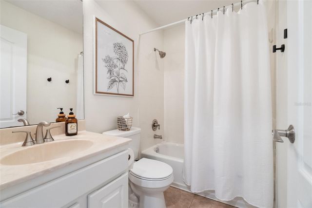 13415 FOUNTAINBLEAU DRIVE 5-6, Clermont, FL 34711