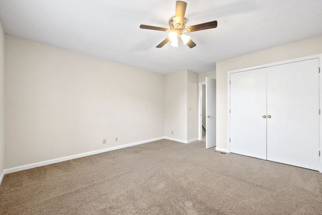 2303 Raleigh Ct Apt 5, Clarksville, TN 37043